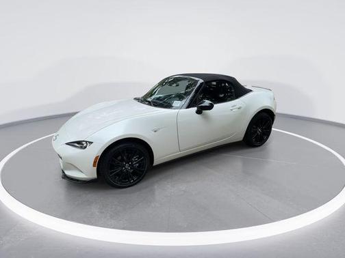 Snowflake White Pearl 2026 Mazda MX-5 Miata Club