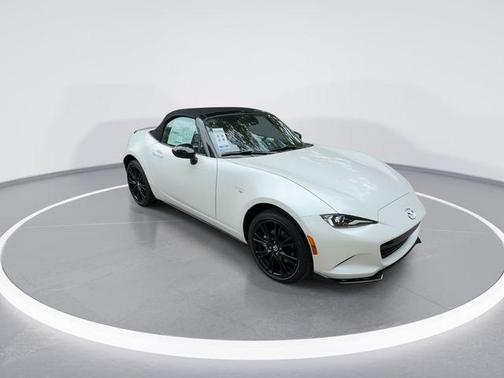 Snowflake White Pearl 2026 Mazda MX-5 Miata Club