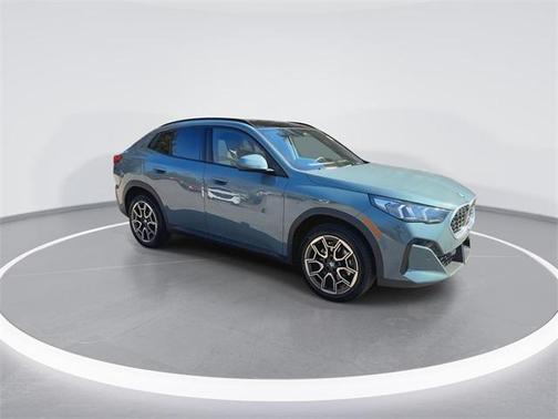 2025 BMW X2 xDrive28i
