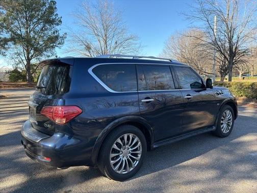 2017 INFINITI QX80 Base