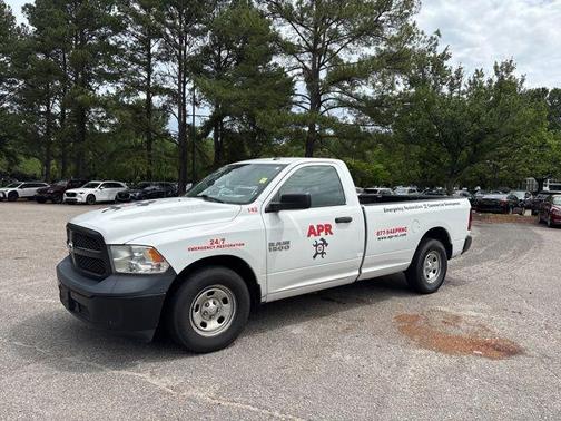 Bright White Clearcoat 2018 RAM 1500 Express