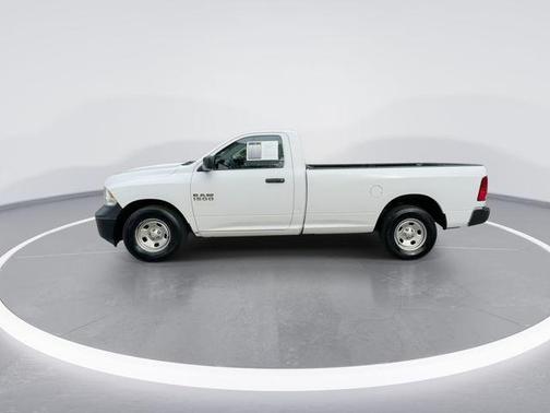 Bright White Clearcoat 2018 RAM 1500 Express