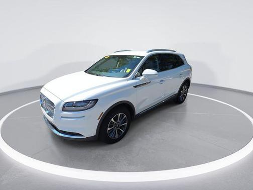 White Metallic 2023 Lincoln Nautilus Standard