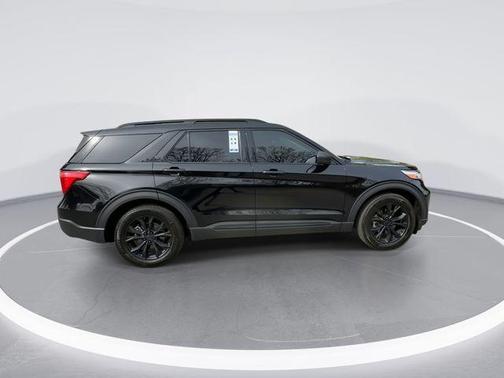 Black Metallic 2023 Ford Explorer XLT