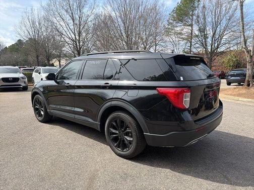 Black Metallic 2023 Ford Explorer XLT