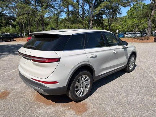 Pearl Metallic 2023 Lincoln Corsair Standard