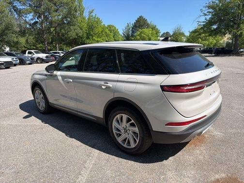 Pearl Metallic 2023 Lincoln Corsair Standard