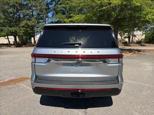 Radiance Metallic 2024 Lincoln Navigator Black Label