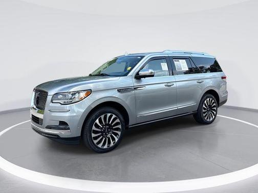 Radiance Metallic 2024 Lincoln Navigator Black Label