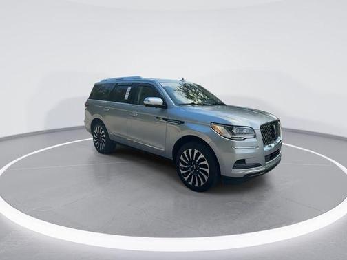 Radiance Metallic 2024 Lincoln Navigator Black Label
