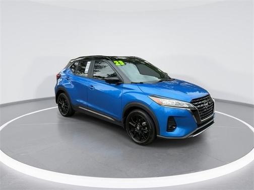 2023 Nissan Kicks SR