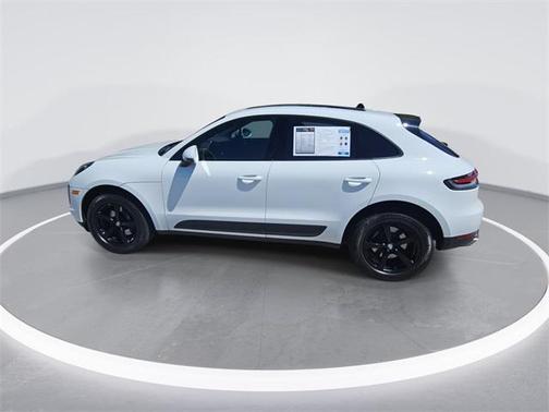 2021 Porsche Macan Base