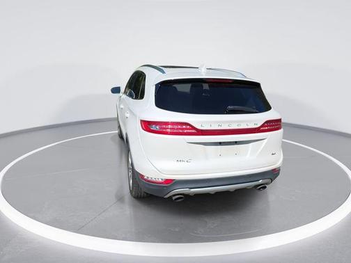 White Platinum Clearcoat Metallic 2015 Lincoln MKC Base