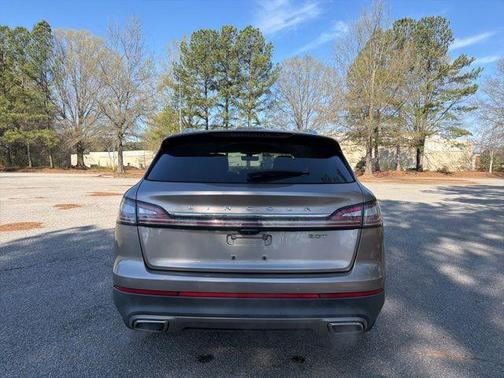 2020 Lincoln Nautilus Reserve