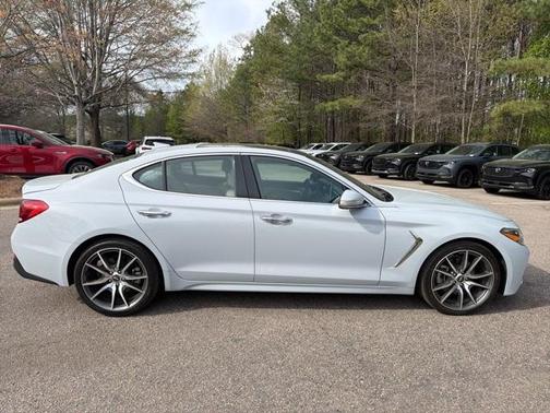 2021 Genesis G70 2.0T