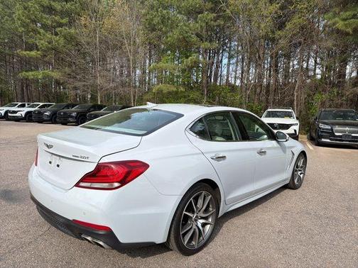 2021 Genesis G70 2.0T