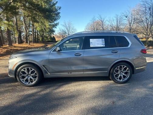 2023 BMW X7 xDrive40i