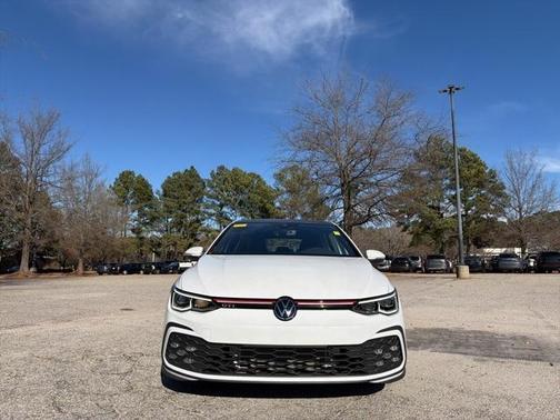 2024 Volkswagen Golf GTI 2.0T SE