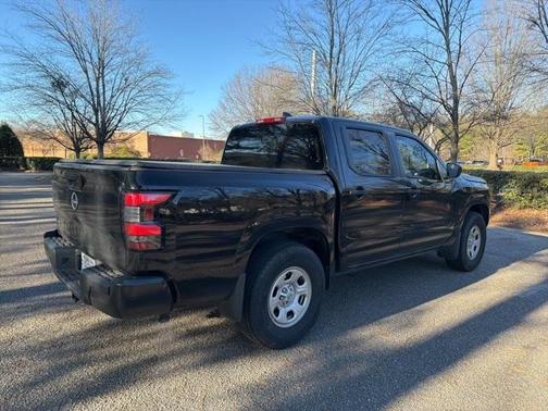 2024 Nissan Frontier S