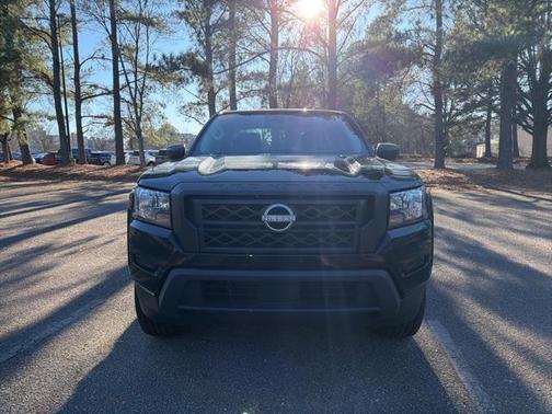 2024 Nissan Frontier S