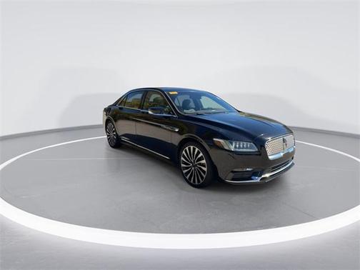 2017 Lincoln Continental Black Label