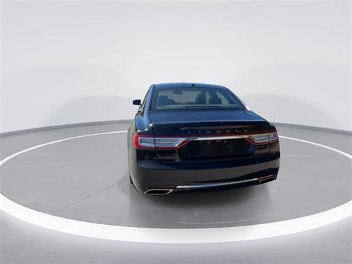 2017 Lincoln Continental Black Label