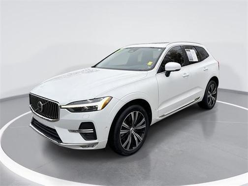 2022 Volvo XC60 B6 Inscription