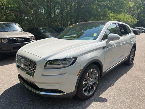 Ceramic White 2021 Lincoln Nautilus Reserve