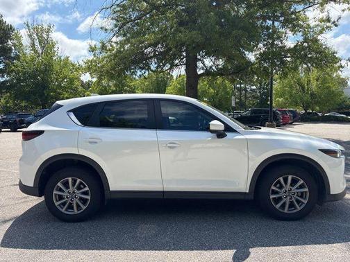 Snowflake White Pearl 2022 Mazda CX-5 2.5 S Select Package