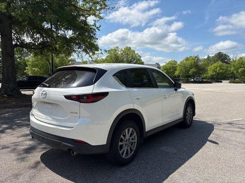 Snowflake White Pearl 2022 Mazda CX-5 2.5 S Select Package