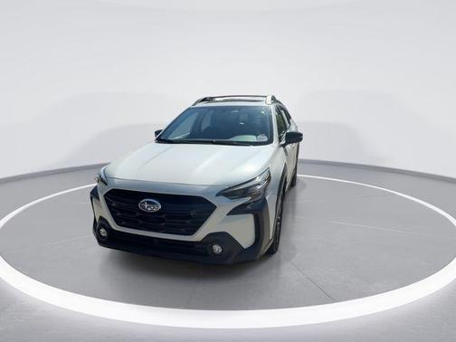 Crystal White Pearl 2023 Subaru Outback Onyx Edition XT