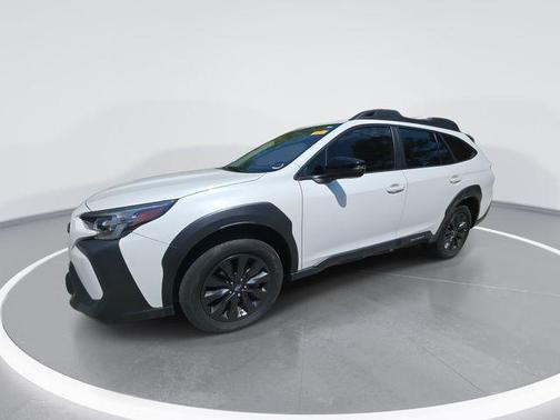 Crystal White Pearl 2023 Subaru Outback Onyx Edition XT