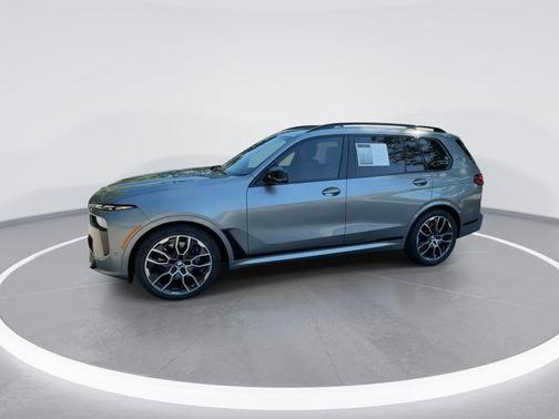 Skyscraper Gray Metallic 2024 BMW X7 M60i