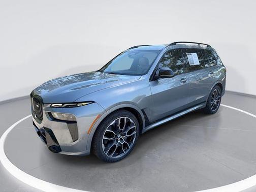 Skyscraper Gray Metallic 2024 BMW X7 M60i