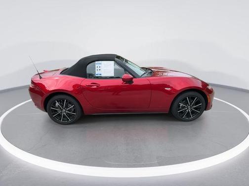 Soul Red Crystal Metallic 2025 Mazda MX-5 Miata Grand Touring