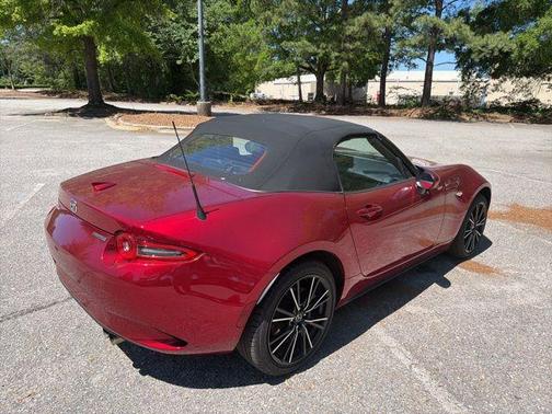 Soul Red Crystal Metallic 2025 Mazda MX-5 Miata Grand Touring