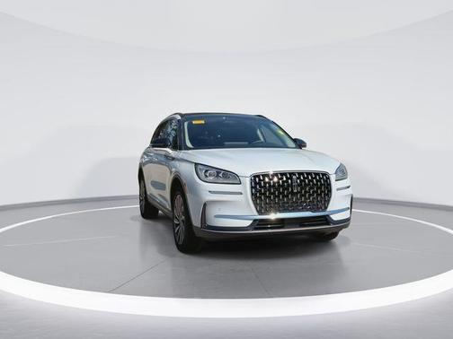 Crystal White 2025 Lincoln Corsair Reserve