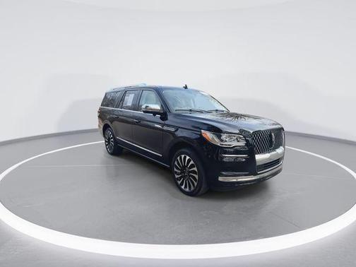 2022 Lincoln Navigator L Black Label