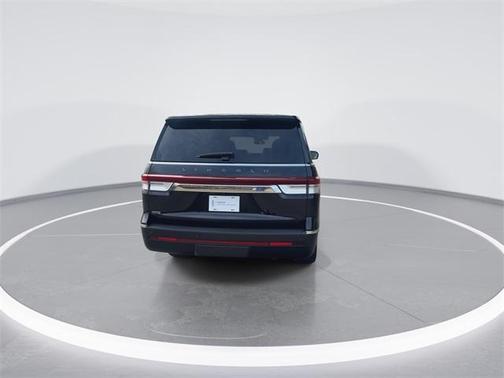 2022 Lincoln Navigator L Black Label