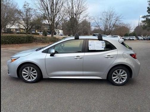 2023 Toyota Corolla Hatchback SE