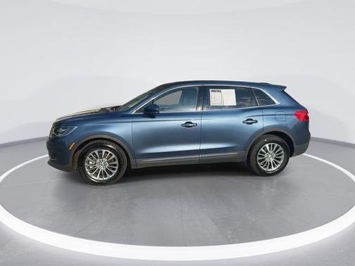 Blue Diamond 2018 Lincoln MKX Select