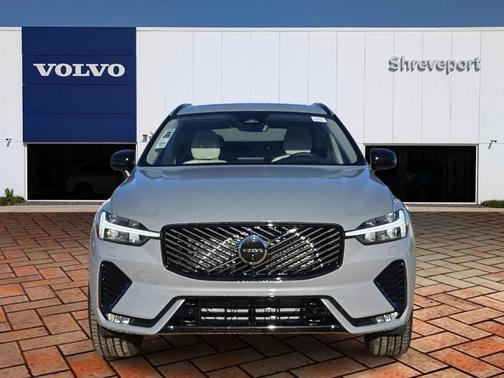 Gray 2026 Volvo XC60 B5 Ultra