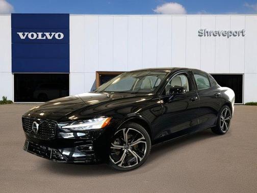 2024 Volvo S60 B5 Plus Dark Theme