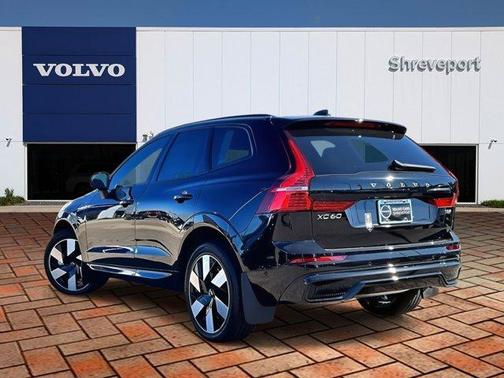 2025 Volvo XC60 Plug-In Hybrid T8 Plus