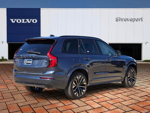 Denim Blue Metallic 2026 Volvo XC90 Plug-In Hybrid T8 Ultra Dark Theme 7-Seater