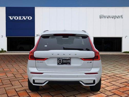 2026 Volvo XC60 B5 Core
