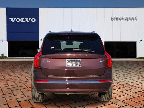 Mulberry Red 2026 Volvo XC90 Plug-In Hybrid T8 Core