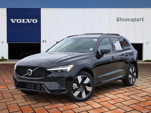 Onyx Black Metallic 2025 Volvo XC60 Plug-In Hybrid T8 Plus