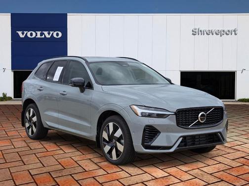 Metallic 2025 Volvo XC60 Plug-In Hybrid T8 Plus