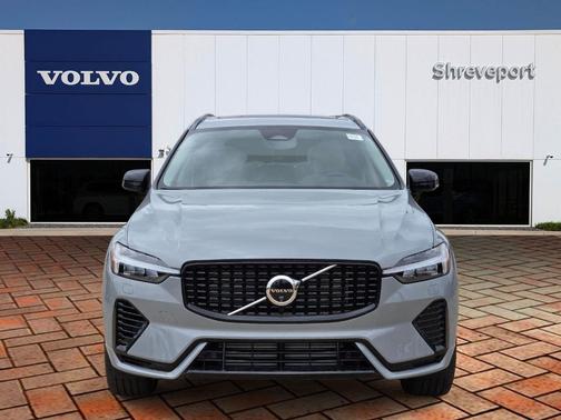 Metallic 2025 Volvo XC60 Plug-In Hybrid T8 Plus